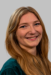 Dr. Fiona Cox